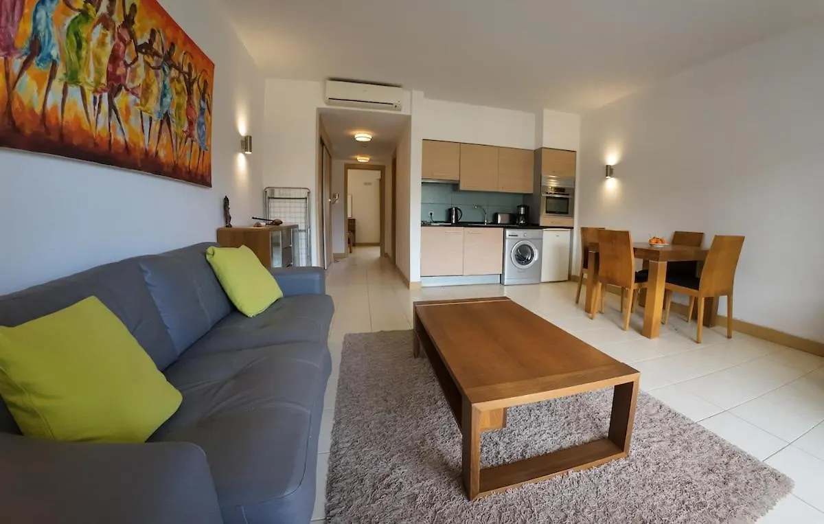 Apartment Stay, Laugh, Repeat! Santa Maria
